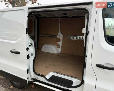 Белый Рено Трафик, объемом двигателя 0 л и пробегом 204 тыс. км за 20900 $, фото 42 на Automoto.ua