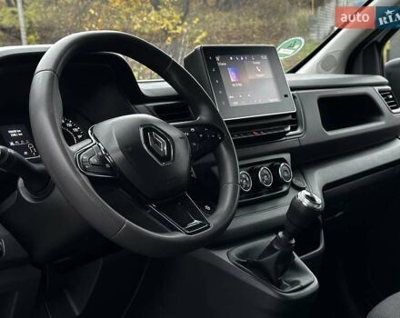 Белый Рено Трафик, объемом двигателя 2 л и пробегом 106 тыс. км за 23800 $, фото 42 на Automoto.ua