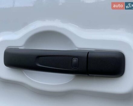 Белый Рено Трафик, объемом двигателя 2 л и пробегом 200 тыс. км за 20600 $, фото 27 на Automoto.ua