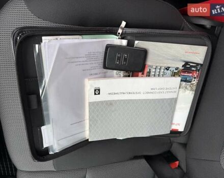 Белый Рено Трафик, объемом двигателя 0 л и пробегом 204 тыс. км за 20900 $, фото 40 на Automoto.ua