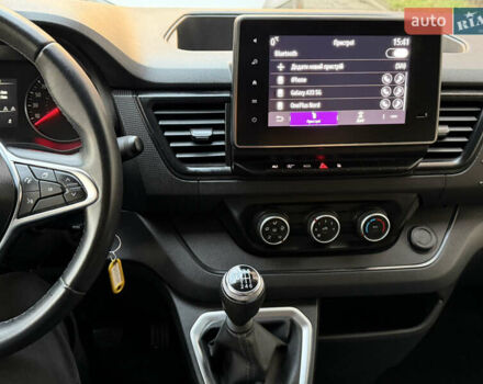 Белый Рено Трафик, объемом двигателя 2 л и пробегом 98 тыс. км за 22900 $, фото 9 на Automoto.ua