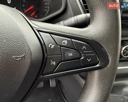 Белый Рено Трафик, объемом двигателя 0 л и пробегом 204 тыс. км за 20900 $, фото 56 на Automoto.ua