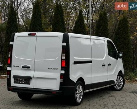 Белый Рено Трафик, объемом двигателя 2 л и пробегом 106 тыс. км за 23800 $, фото 24 на Automoto.ua