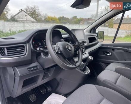 Белый Рено Трафик, объемом двигателя 2 л и пробегом 200 тыс. км за 20700 $, фото 26 на Automoto.ua