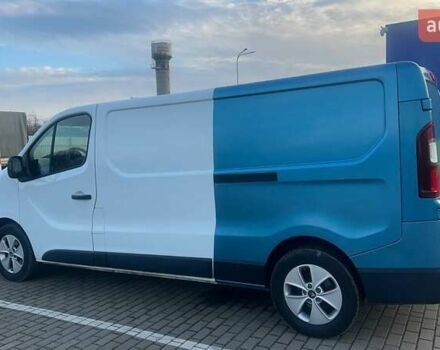 Белый Рено Трафик, объемом двигателя 2 л и пробегом 120 тыс. км за 19800 $, фото 2 на Automoto.ua