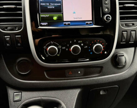 Білий Рено Трафік, об'ємом двигуна 2 л та пробігом 202 тис. км за 16999 $, фото 20 на Automoto.ua