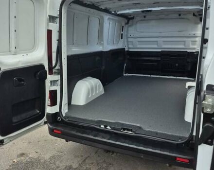 Белый Рено Трафик, объемом двигателя 2 л и пробегом 70 тыс. км за 23900 $, фото 115 на Automoto.ua