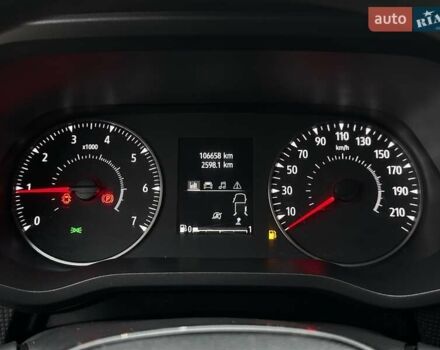 Белый Рено Трафик, объемом двигателя 2 л и пробегом 106 тыс. км за 23800 $, фото 48 на Automoto.ua