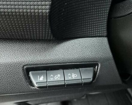 Белый Рено Трафик, объемом двигателя 2 л и пробегом 70 тыс. км за 23900 $, фото 125 на Automoto.ua