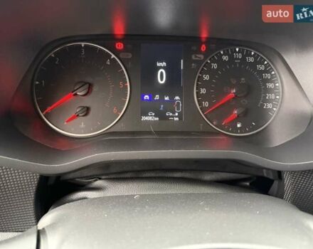 Белый Рено Трафик, объемом двигателя 0 л и пробегом 204 тыс. км за 20900 $, фото 26 на Automoto.ua