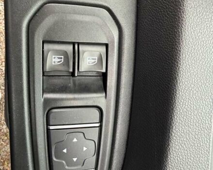 Белый Рено Трафик, объемом двигателя 0 л и пробегом 204 тыс. км за 20900 $, фото 22 на Automoto.ua