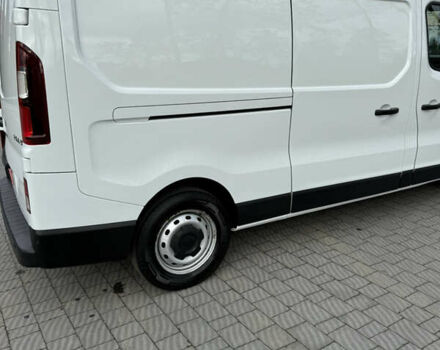 Белый Рено Трафик, объемом двигателя 2 л и пробегом 29 тыс. км за 25300 $, фото 13 на Automoto.ua