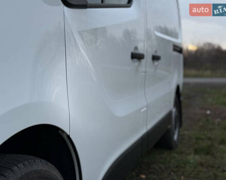 Белый Рено Трафик, объемом двигателя 2 л и пробегом 62 тыс. км за 22150 $, фото 7 на Automoto.ua