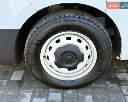 Белый Рено Трафик, объемом двигателя 2 л и пробегом 75 тыс. км за 24000 $, фото 15 на Automoto.ua