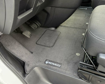 Белый Рено Трафик, объемом двигателя 2 л и пробегом 29 тыс. км за 25300 $, фото 36 на Automoto.ua