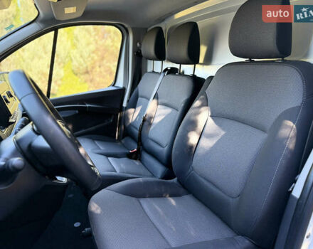 Белый Рено Трафик, объемом двигателя 2 л и пробегом 75 тыс. км за 24000 $, фото 32 на Automoto.ua