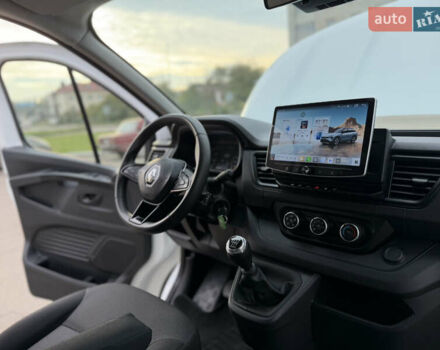 Білий Рено Трафік, об'ємом двигуна 2 л та пробігом 130 тис. км за 24500 $, фото 23 на Automoto.ua