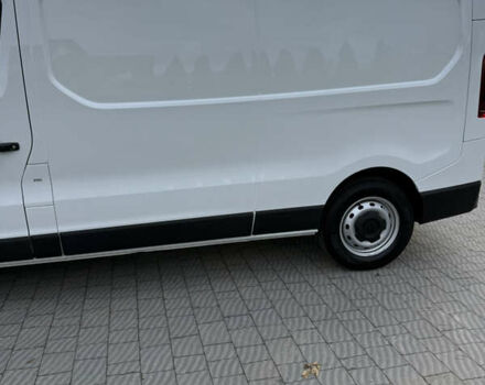 Белый Рено Трафик, объемом двигателя 2 л и пробегом 29 тыс. км за 25300 $, фото 6 на Automoto.ua