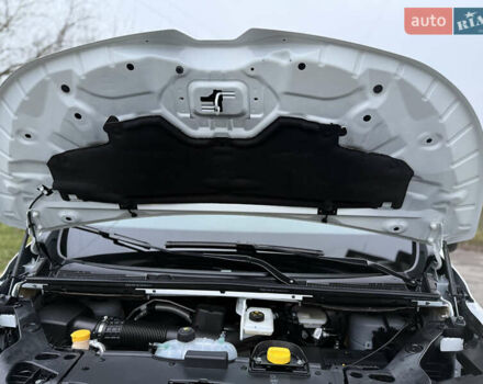 Белый Рено Трафик, объемом двигателя 0 л и пробегом 61 тыс. км за 22650 $, фото 14 на Automoto.ua