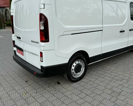 Белый Рено Трафик, объемом двигателя 2 л и пробегом 29 тыс. км за 25300 $, фото 12 на Automoto.ua