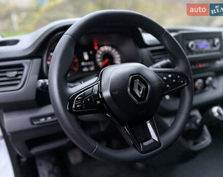 Белый Рено Трафик, объемом двигателя 0 л и пробегом 61 тыс. км за 22650 $, фото 38 на Automoto.ua