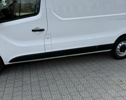 Белый Рено Трафик, объемом двигателя 2 л и пробегом 29 тыс. км за 25300 $, фото 5 на Automoto.ua