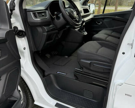 Белый Рено Трафик, объемом двигателя 2 л и пробегом 29 тыс. км за 25300 $, фото 32 на Automoto.ua