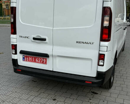 Белый Рено Трафик, объемом двигателя 2 л и пробегом 29 тыс. км за 25300 $, фото 10 на Automoto.ua