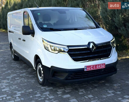 Белый Рено Трафик, объемом двигателя 2 л и пробегом 75 тыс. км за 24000 $, фото 2 на Automoto.ua