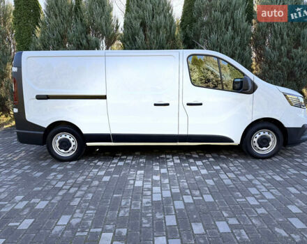 Белый Рено Трафик, объемом двигателя 2 л и пробегом 75 тыс. км за 24000 $, фото 1 на Automoto.ua