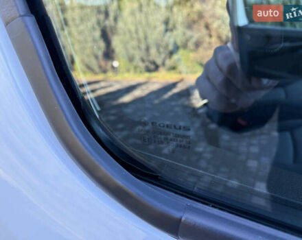 Белый Рено Трафик, объемом двигателя 2 л и пробегом 75 тыс. км за 24000 $, фото 58 на Automoto.ua