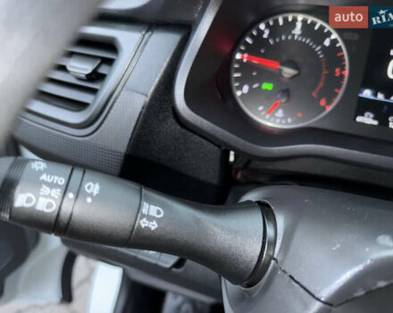 Белый Рено Трафик, объемом двигателя 0 л и пробегом 61 тыс. км за 22650 $, фото 39 на Automoto.ua