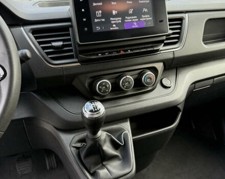 Белый Рено Трафик, объемом двигателя 2 л и пробегом 29 тыс. км за 25300 $, фото 33 на Automoto.ua