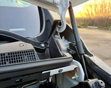 Білий Рено Трафік, об'ємом двигуна 2 л та пробігом 80 тис. км за 26700 $, фото 35 на Automoto.ua