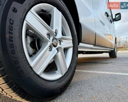 Білий Рено Трафік, об'ємом двигуна 2 л та пробігом 80 тис. км за 26700 $, фото 23 на Automoto.ua