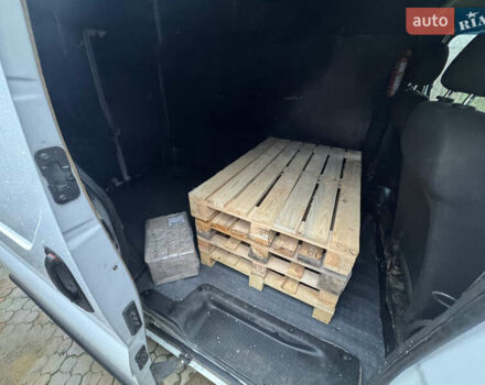 Білий Рено Трафік, об'ємом двигуна 1.87 л та пробігом 390 тис. км за 4600 $, фото 4 на Automoto.ua