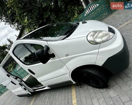 Белый Рено Трафик, объемом двигателя 2 л и пробегом 342 тыс. км за 9800 $, фото 22 на Automoto.ua