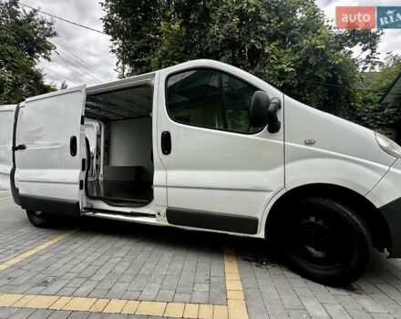 Белый Рено Трафик, объемом двигателя 2 л и пробегом 342 тыс. км за 9800 $, фото 17 на Automoto.ua