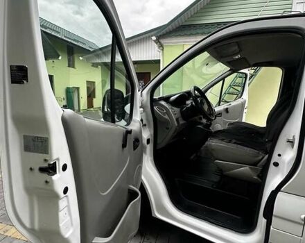 Белый Рено Трафик, объемом двигателя 2 л и пробегом 342 тыс. км за 9800 $, фото 28 на Automoto.ua
