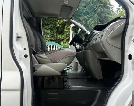 Белый Рено Трафик, объемом двигателя 2 л и пробегом 342 тыс. км за 9800 $, фото 30 на Automoto.ua