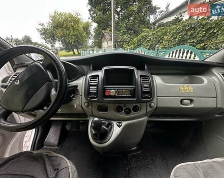 Белый Рено Трафик, объемом двигателя 2 л и пробегом 342 тыс. км за 9800 $, фото 41 на Automoto.ua