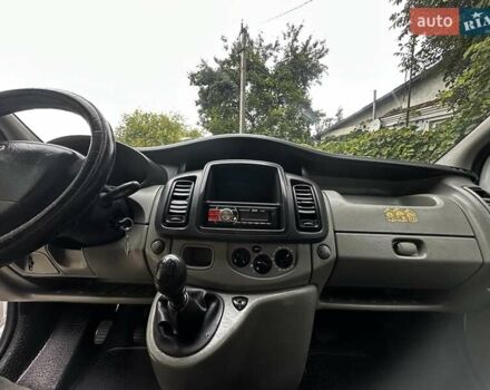 Белый Рено Трафик, объемом двигателя 2 л и пробегом 342 тыс. км за 9800 $, фото 38 на Automoto.ua