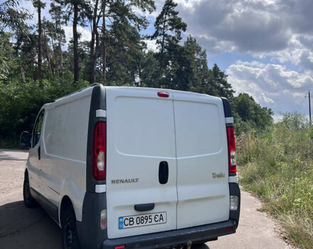 Білий Рено Трафік, об'ємом двигуна 2 л та пробігом 219 тис. км за 9000 $, фото 4 на Automoto.ua
