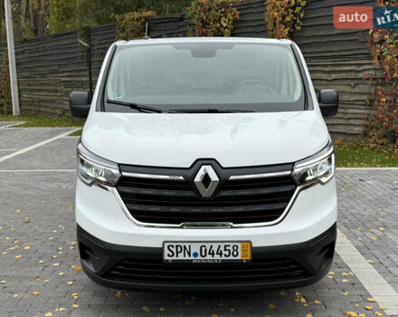 Білий Рено Трафік, об'ємом двигуна 2 л та пробігом 30 тис. км за 26800 $, фото 3 на Automoto.ua