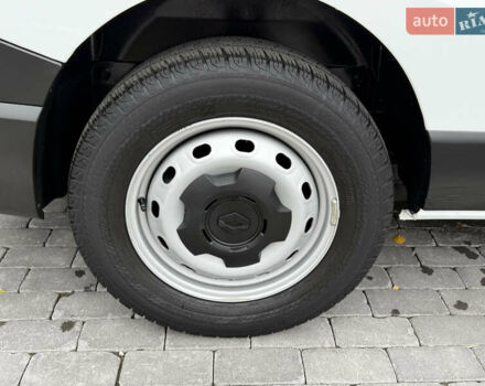 Білий Рено Трафік, об'ємом двигуна 2 л та пробігом 30 тис. км за 26800 $, фото 25 на Automoto.ua