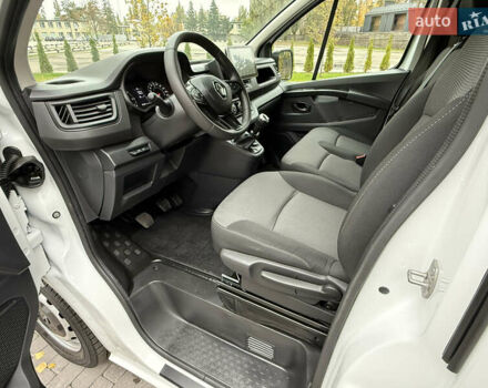 Білий Рено Трафік, об'ємом двигуна 2 л та пробігом 30 тис. км за 26800 $, фото 36 на Automoto.ua