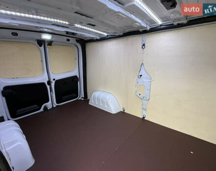 Білий Рено Трафік, об'ємом двигуна 2 л та пробігом 30 тис. км за 26800 $, фото 52 на Automoto.ua