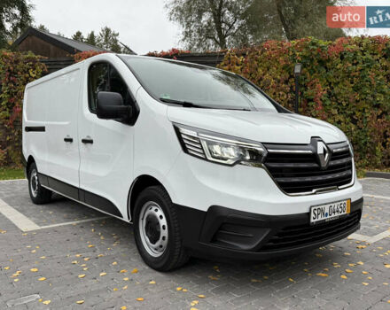 Білий Рено Трафік, об'ємом двигуна 2 л та пробігом 30 тис. км за 26800 $, фото 2 на Automoto.ua