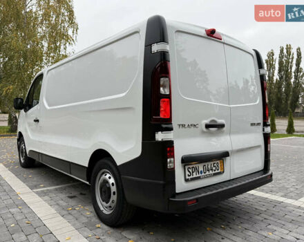 Білий Рено Трафік, об'ємом двигуна 2 л та пробігом 30 тис. км за 26800 $, фото 10 на Automoto.ua