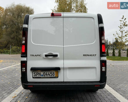 Білий Рено Трафік, об'ємом двигуна 2 л та пробігом 30 тис. км за 26800 $, фото 12 на Automoto.ua